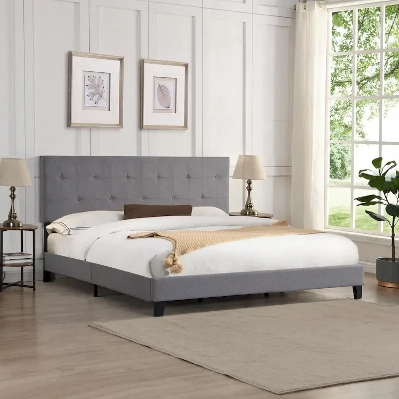 Lit plateforme tapissé gris avec tête de lit capitonnée, sommier tapissier non requis