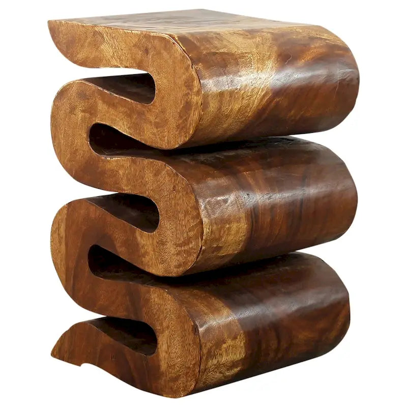 Table d'appoint sculptée à la main en bois massif ondulé, finition à l'huile de noyer