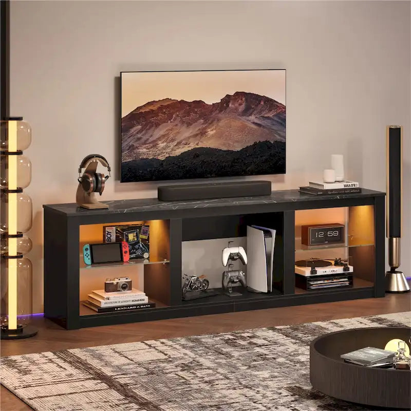 Meuble TV LED avec étagères en verre trempé, placard ouvert et éclairage RGB